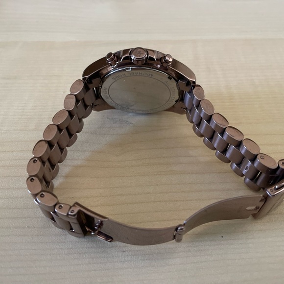 Michael Kors Mens watch. - Picture 2 of 4